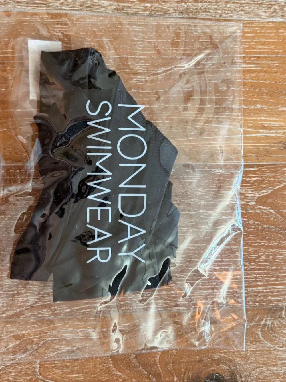 Monday Swimwear modern square